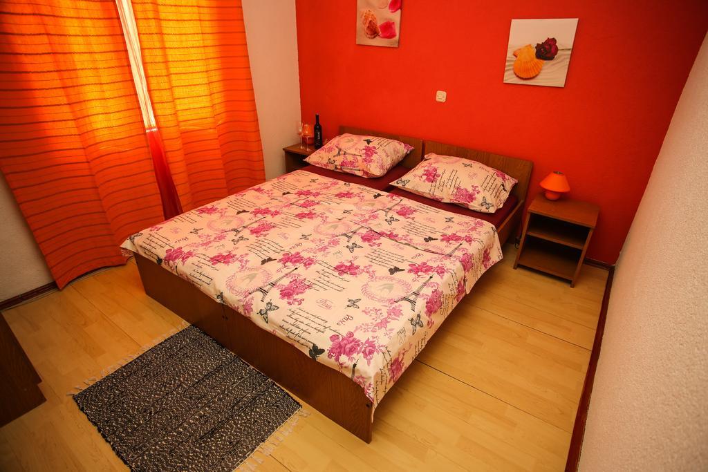 Apartments Marija Stari Grad  Room photo